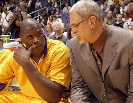 表面上是两 表面上是两